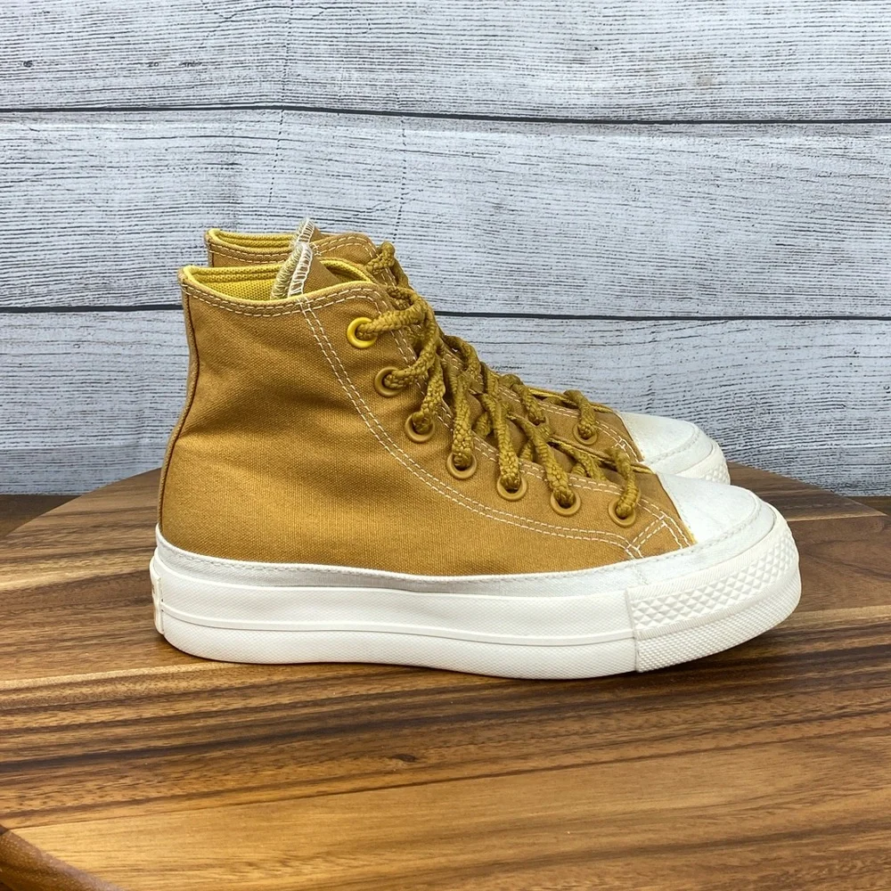 Converse Chuck Taylor All Star Lift Platform High Burnt Honey Shoe Womens Size 5